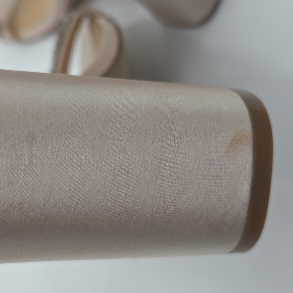 Elegant Champagne Ankle Strap Jewel Badgley Mischka Heels with Rhinestones NEW - Picture 15 of 16